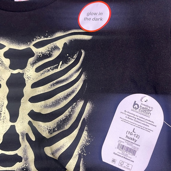 Wonder Nation Boys Halloween Sweatshirt - Picture 5 of 5